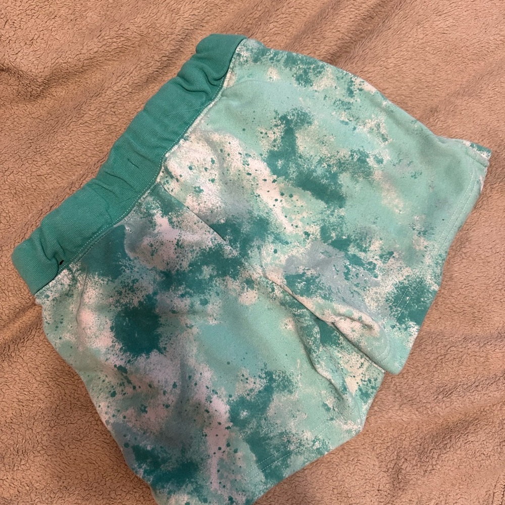 Size 8 Youth Nike Girl Sweatshorts